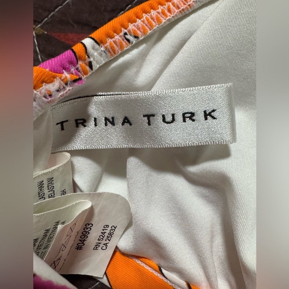 Trina Turk Tamarindo High Neck Halter Swimming Top Size 6 - Picture 5 of 12